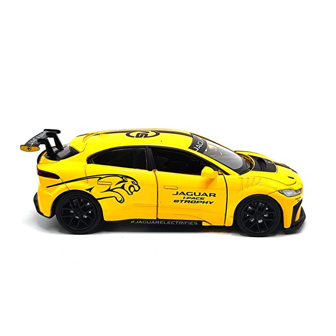 Jaguar I-Pace Etrophy Model — Yellow | 1:32