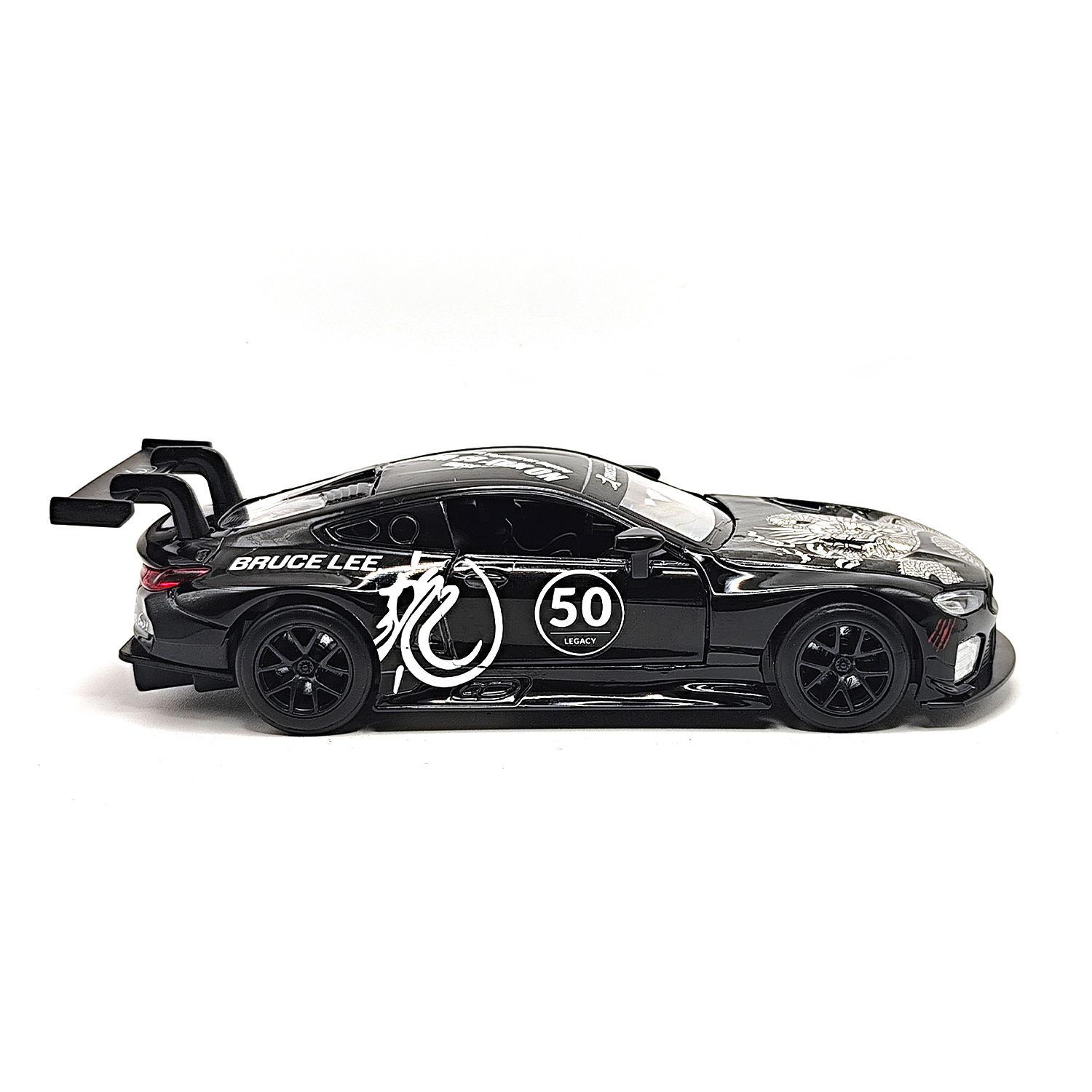 Bmw M8 Gte 2018 (Bruce Lee 50Th Anniversary Black) Model | 1:32