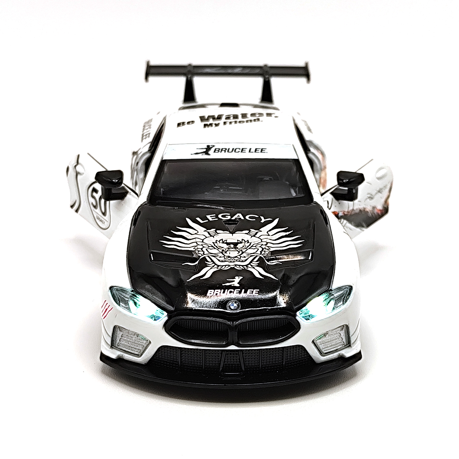 Bmw M8 Gte 2018 (Bruce Lee 50Th Anniversary | 1:32 - Image 2
