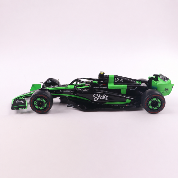 Kick Sauber F1 Team C44 Black Z.Guanyu Bahrain Gp 2024 | 1:18
