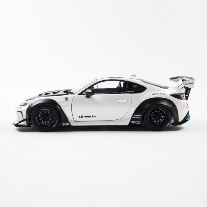 Solidotoyota Gr86 Lbwk Body Kit White | 1:18